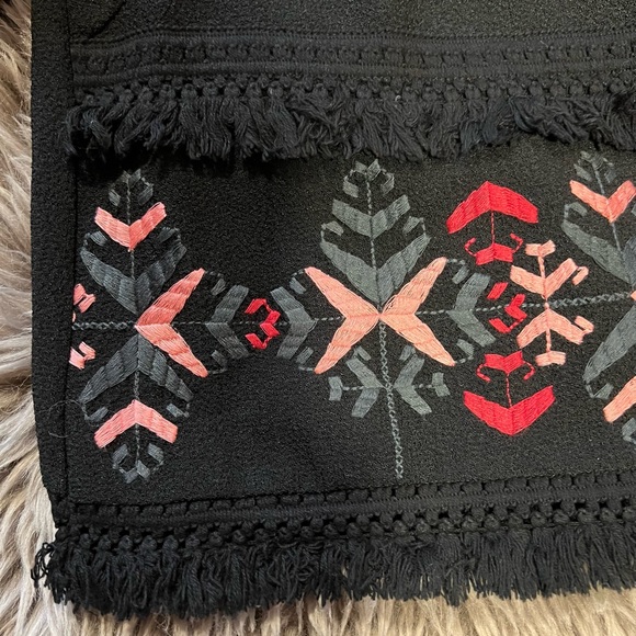 Black crop top - Picture 5 of 5